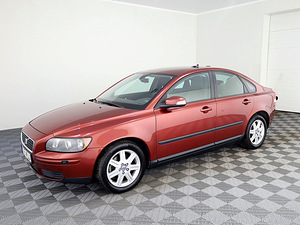 Volvo S40 Summum ATM 2.4 103kW (2 foto / 7)
