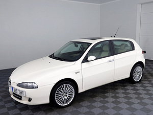 Alfa Romeo 147 Exclusive Facelift 1.6 88kW (2 foto / 7)