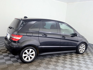 Mercedes-Benz B 180 Avantgarde ATM 2.0 CDI 80kW (3 foto / 7)