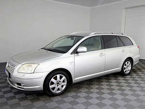 Toyota Avensis Linea Sol 2.0 D-4D 85kW (2 foto / 8)