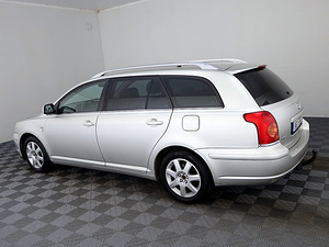Toyota Avensis Linea Sol 2.0 D-4D 85kW (4 foto / 8)
