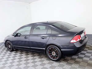 Honda Civic Elegance ATM 1.8 103kW (4 foto / 7)
