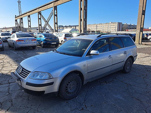 Volkswagen Passat Comfortline Facelift 1.9 TDI 96kW (2 foto / 7)