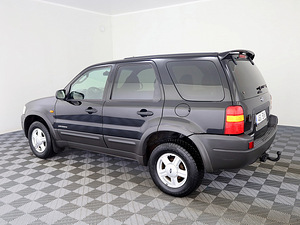 Ford Maverick Comfort 4x4 2.0 91kW (4 foto / 7)