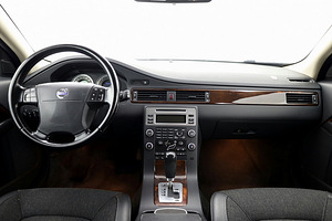 Volvo XC70 Summum ATM 2.4 D5 136kW (5 foto / 7)