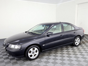 Volvo S60 Summum 2.4 D5 120kW (2 foto / 7)