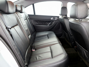 Peugeot 607 Luxury Facelift ATM 2.7 HDi 150kW (7 foto / 7)