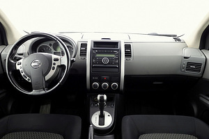Nissan X-Trail Comfort 4x4 ATM 2.0 104kW (5 foto / 7)