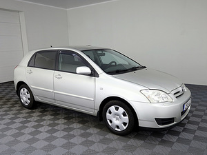 Toyota Corolla Linea Sol Facelift 1.4 71kW (1 foto / 9)