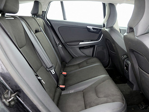 Volvo V60 Summum ATM 2.0 D5 120kW (7 foto / 7)