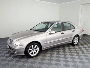 Mercedes-Benz C 180 Classic Facelift ATM 1.8 105kW (2 foto / 8)