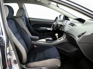 Honda Civic Elegance 1.3 61kW (6 foto / 7)