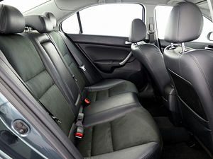 Honda Accord Luxury Facelift ATM 2.0 114kW (7 foto / 7)