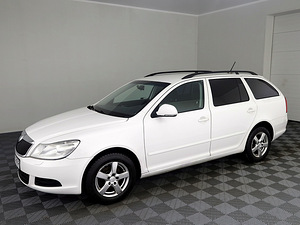 Skoda Octavia Comfortline Facelift ATM 1.6 TDI 77kW (2 foto / 7)