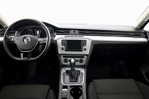 Volkswagen Passat Comfortline ATM 1.4 110kW (5 foto / 9)