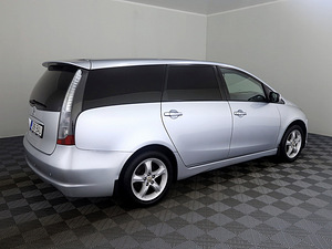 Mitsubishi Grandis Comfort LPG ATM 2.4 121kW (3 foto / 9)