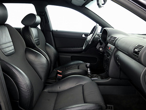 Audi A3 Sportback S-Line 1.9 TDI 96kW (6 foto / 8)