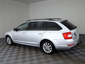 Skoda Octavia Comfortline 1.4 103kW (4 foto / 7)