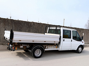Ford Transit 460L DCAB Kallur 2.4 TDCi 103kW (4 foto / 9)