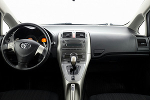 Toyota Auris Linea Sol ATM 1.6 91kW (5 foto / 9)