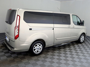 Ford Tourneo Custom Long Passenger 2.2 TDCi 92kW (3 foto / 8)