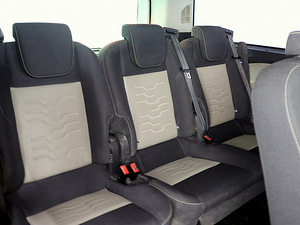 Ford Tourneo Custom Long Passenger 2.2 TDCi 92kW (8 foto / 8)