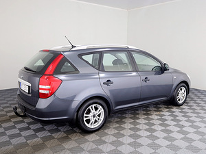 Kia Ceed Elegance ATM 1.6 90kW (3 foto / 7)