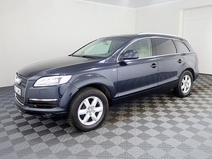 Audi Q7 Highline ATM 3.0 TDI 155kW (2 foto / 9)