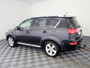 Peugeot 4007 Luxury 2.2 HDi 115kW (4 foto / 9)