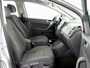 Volkswagen Golf Plus Comfortline ATM 1.6 75kW (6 foto / 7)