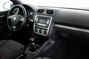 Volkswagen Eos Sportline 2.0 110kW (7 foto / 9)