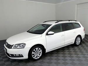 Volkswagen Passat Comfortline Facelift ATM 1.4 118kW (2 foto / 9)