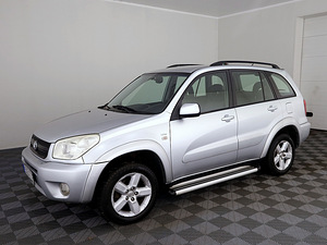 Toyota RAV4 Linea Sol Facelift 4x4 2.0 110kW (2 foto / 7)