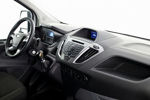Ford Transit Custom 2.2 TDCi 74kW (5 foto / 8)