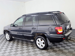 Jeep Grand Cherokee Overland Facelift ATM 2.7 CRD 120kW (4 foto / 8)