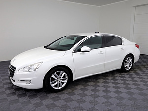 Peugeot 508 Elegance 1.6 115kW (2 foto / 8)