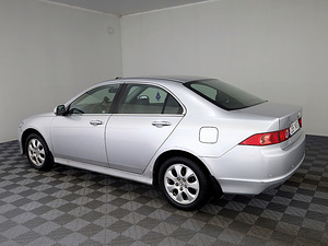 Honda Accord Luxury Facelift ATM 2.0 114kW (4 foto / 7)