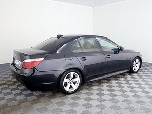 BMW 530 M-Pakett ATM 3.0 D 160kW (3 foto / 7)