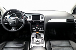 Audi A6 Comfortline Facelift ATM 2.7 TDI 140kW (5 foto / 7)