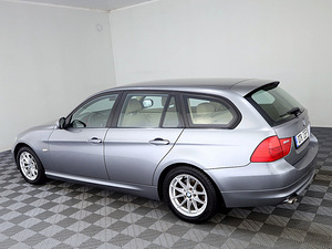 BMW 318 Touring Facelift 2.0 D 105kW (4 foto / 8)