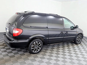 Chrysler Grand Voyager Limited ATM 2.8 CRD 110kW (3 foto / 9)
