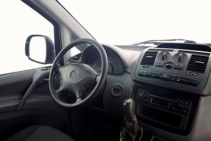 Mercedes-Benz Vito 115CDI ATM 2.1 CDI 110kW (5 foto / 8)