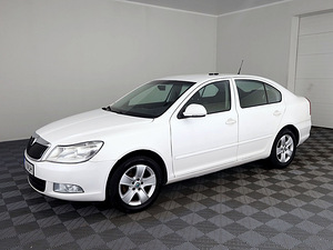 Skoda Octavia Comfortline Facelift ATM 1.9 TDI 77kW (2 foto / 7)