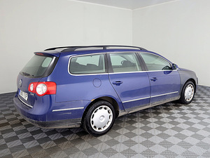Volkswagen Passat Comfortline 2.0 110kW (3 foto / 7)