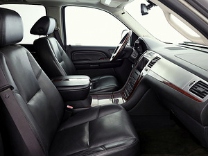 Cadillac Escalade Luxury LPG ATM 6.2 301kW (6 foto / 9)