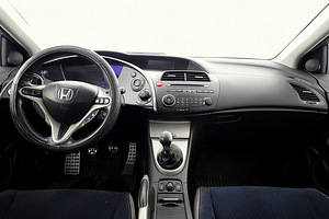 Honda Civic Elegance 1.8 103kW (5 foto / 7)