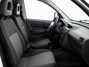 Opel Combo Van Facelift 1.2 CDTi 55kW (6 foto / 8)