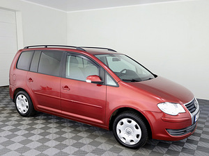 Volkswagen Touran Comfortline Facelift 1.9 TDI 77kW (1 foto / 7)