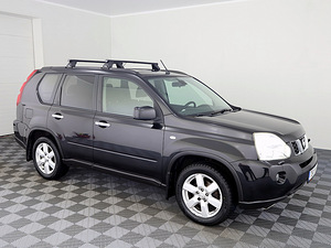 Nissan X-Trail Comfort 4x4 ATM 2.5 124kW (1 foto / 7)
