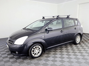 Toyota Corolla Verso Linea Sol ATM 1.8 95kW (2 фото из 9)